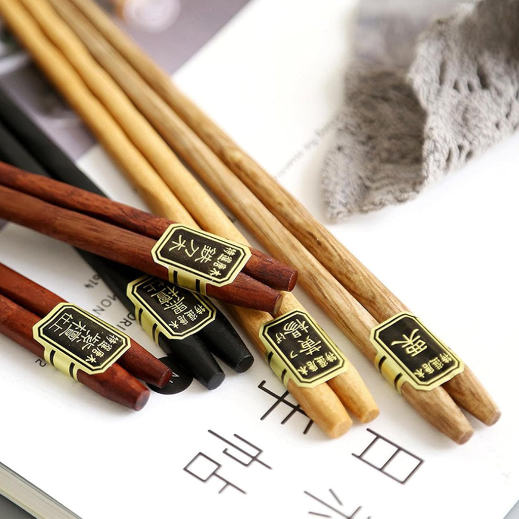 5 Pairs Chopsticks, Natural Wood Reusable Chopsticks Set with Luxurious Black Handmade Box for Sushi, Noodle, Rice, Ramen