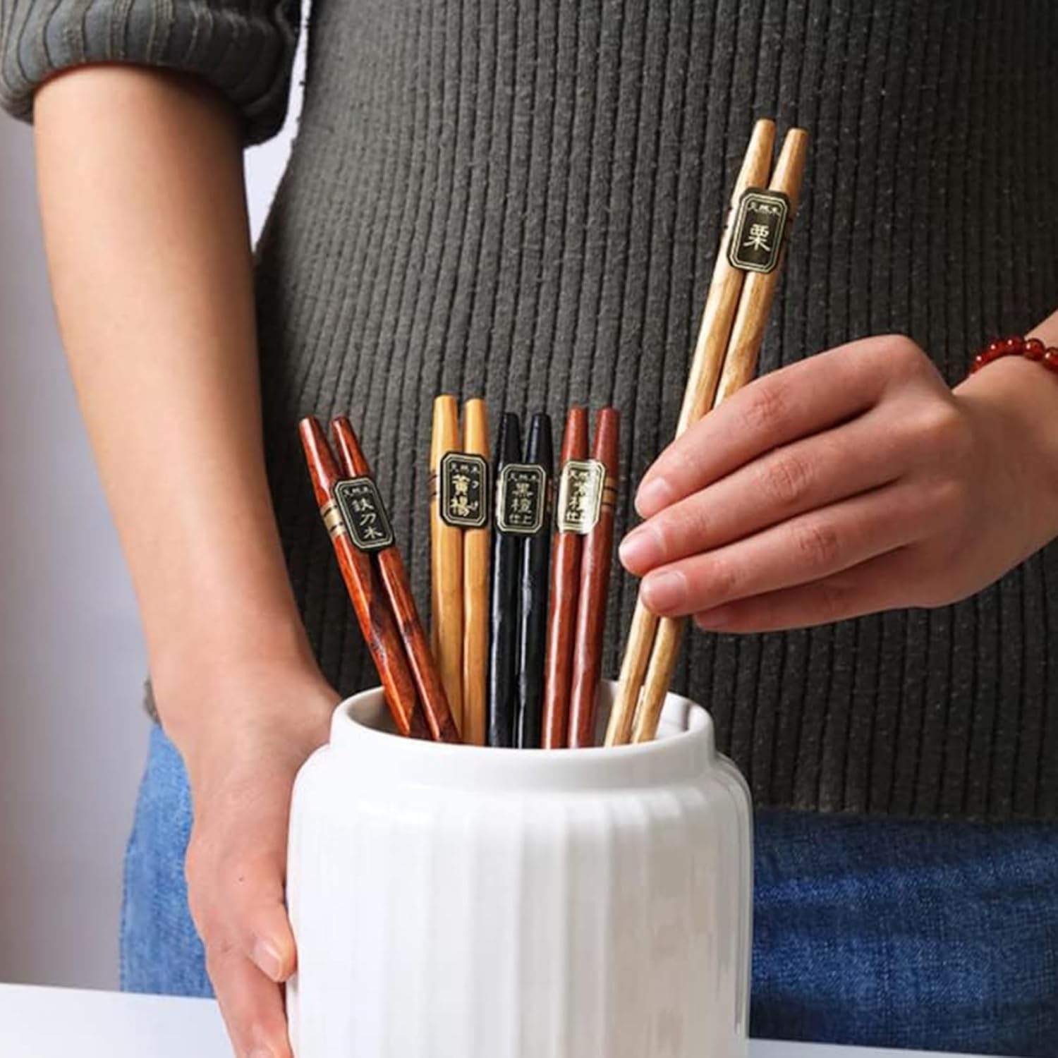 5 Pairs Chopsticks, Natural Wood Reusable Chopsticks Set with Luxurious Black Handmade Box for Sushi, Noodle, Rice, Ramen